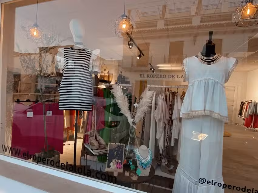 El ropero de la Lola