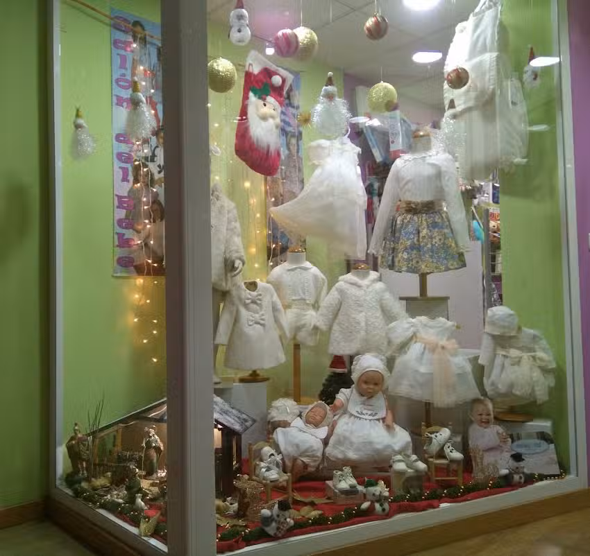 El Sal&oacute;n Del Beb&eacute; (Ropa Y Puericultura)