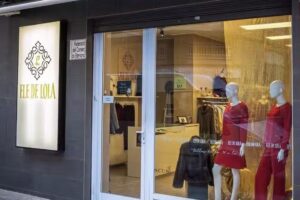 Ele de Lola-Moda mujer