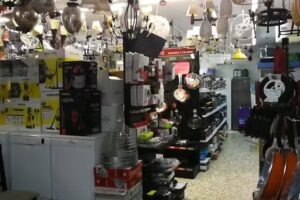 Electromuebles PuntyLux, S.L.