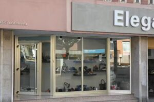 Elegant