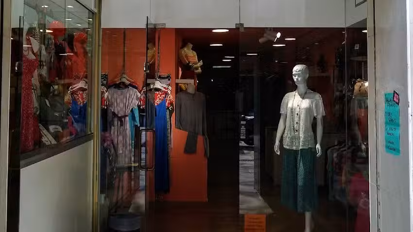 Ella_roba i complements