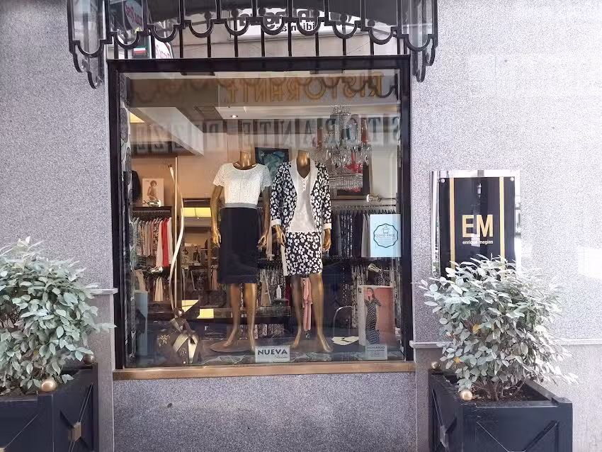 Enrique Meg&iacute;as Moda