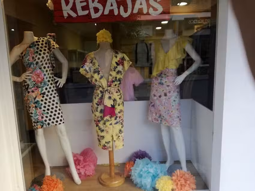 Entre Arenas, Moda y Complementos