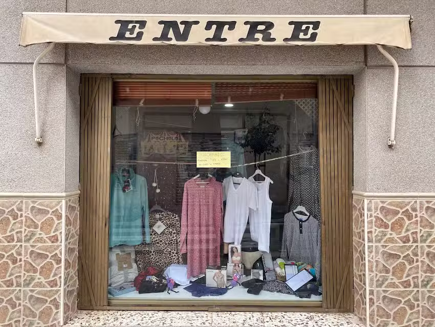 Entre Lencer&iacute;a y Ropa de Hogar, Elda