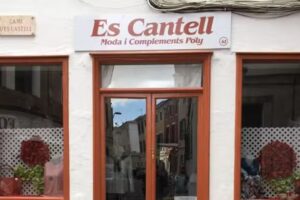 ES CANTELL , 41