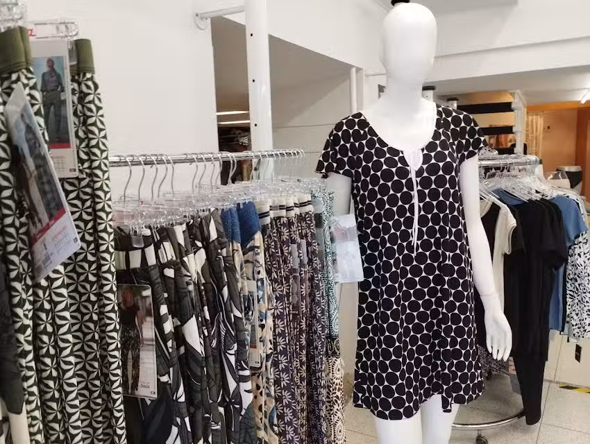 F&egrave;mina &ndash; Llenceria i Roba de Casa