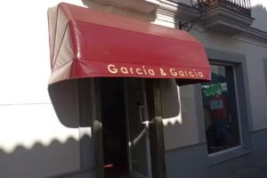 Garc&iacute;a & Garc&iacute;a