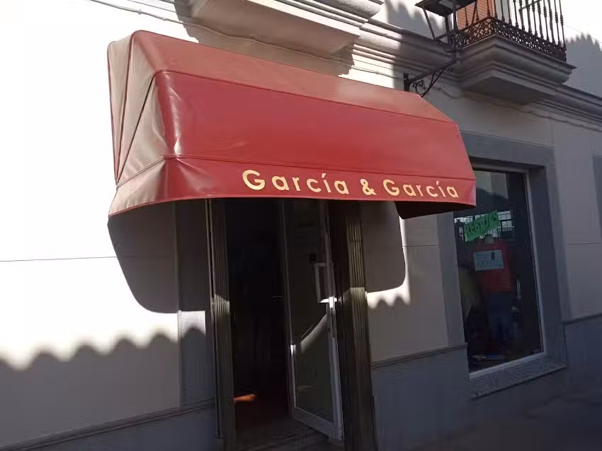 Garc&iacute;a & Garc&iacute;a