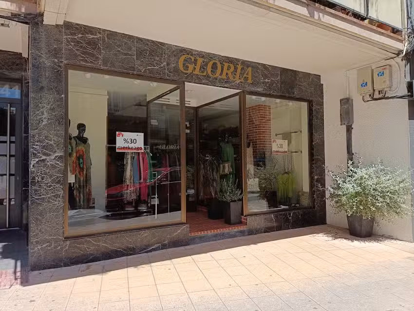 Gloria