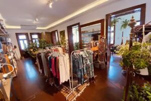 Grupo Anatura &ndash; La Casa De Las Semillas