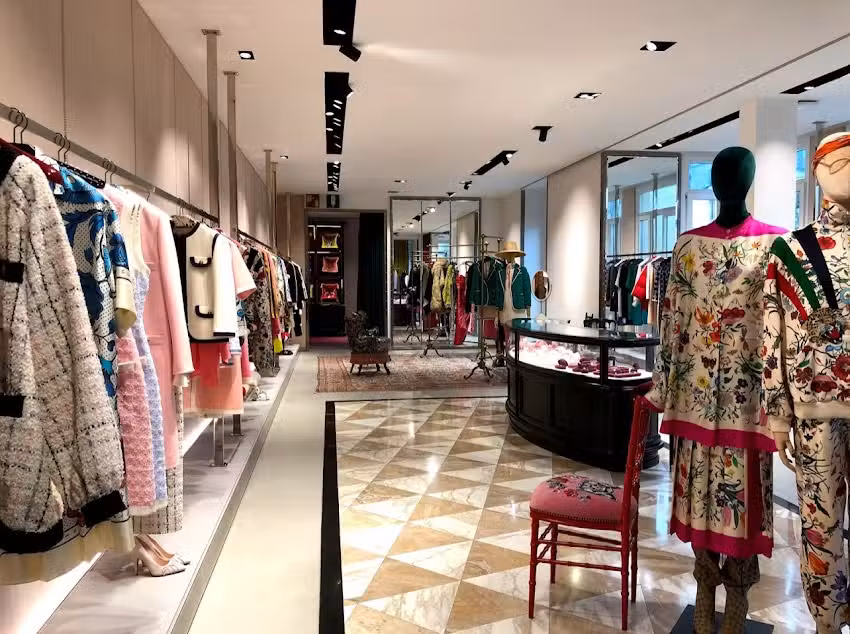 Gucci Store Arrasate/Mondrag&oacute;n
