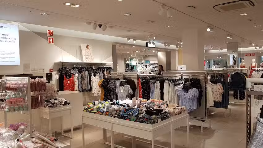 H&M