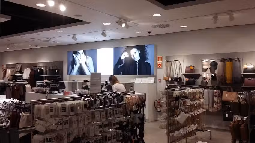 H&M