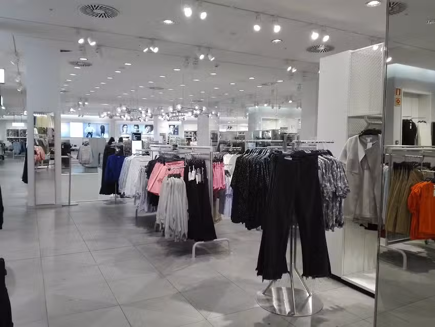 H&M