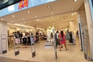 H&M
