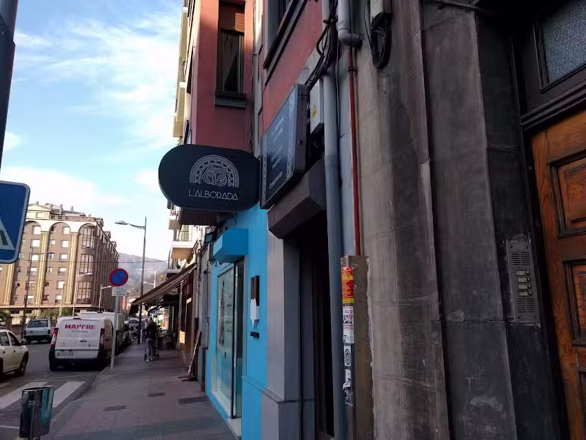 Indumentaria Tradicional L&rsquo;alborada