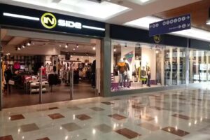 INSIDE CC Gran Túria – Tienda de Ropa y Zapatos
