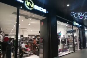 INSIDE &ndash; Tienda de Ropa y Zapatos