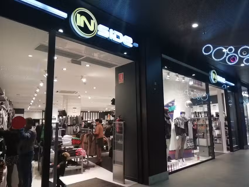 INSIDE &ndash; Tienda de Ropa y Zapatos