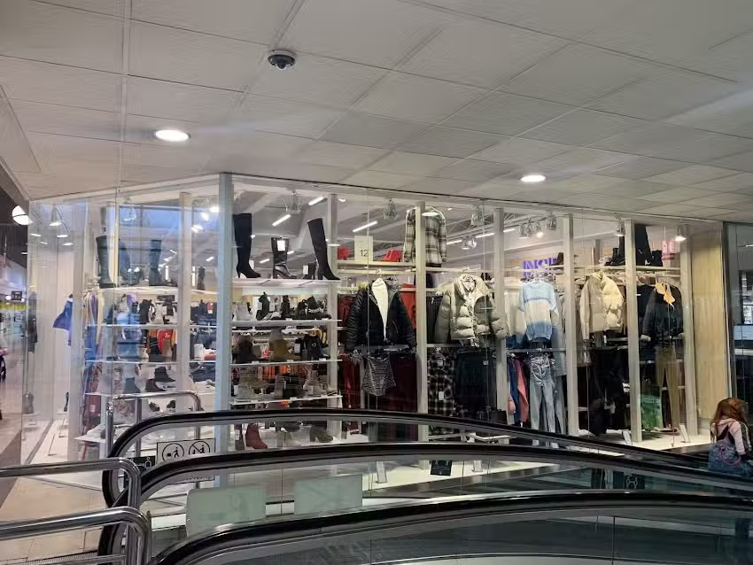 INSIDE &ndash; Tienda de Ropa y Zapatos