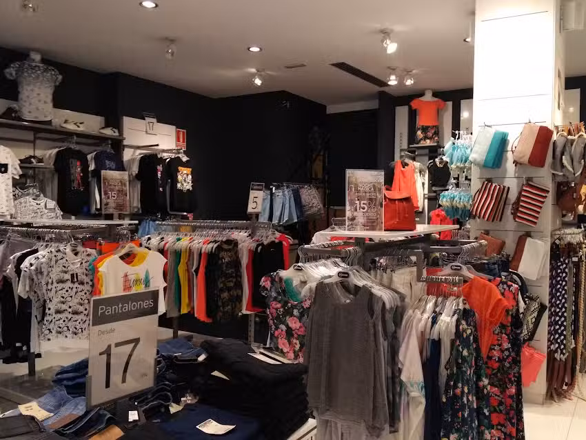 INSIDE &ndash; Tienda de Ropa y Zapatos