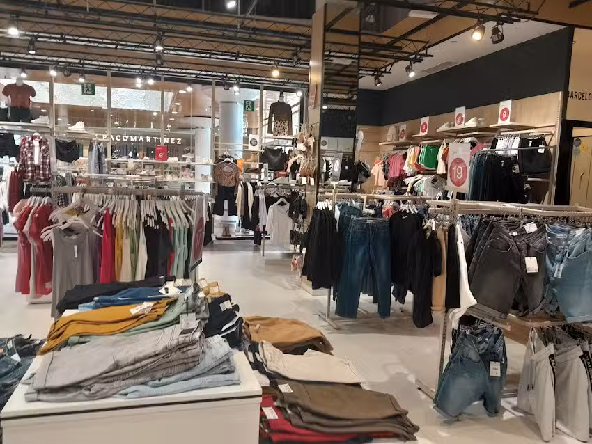 INSIDE &ndash; Tienda de Ropa y Zapatos