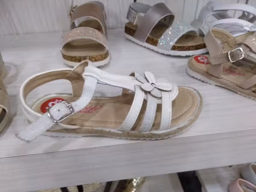 INSIDE &ndash; Tienda de Ropa y Zapatos