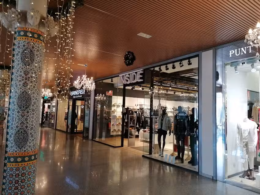 INSIDE &ndash; Tienda de Ropa y Zapatos
