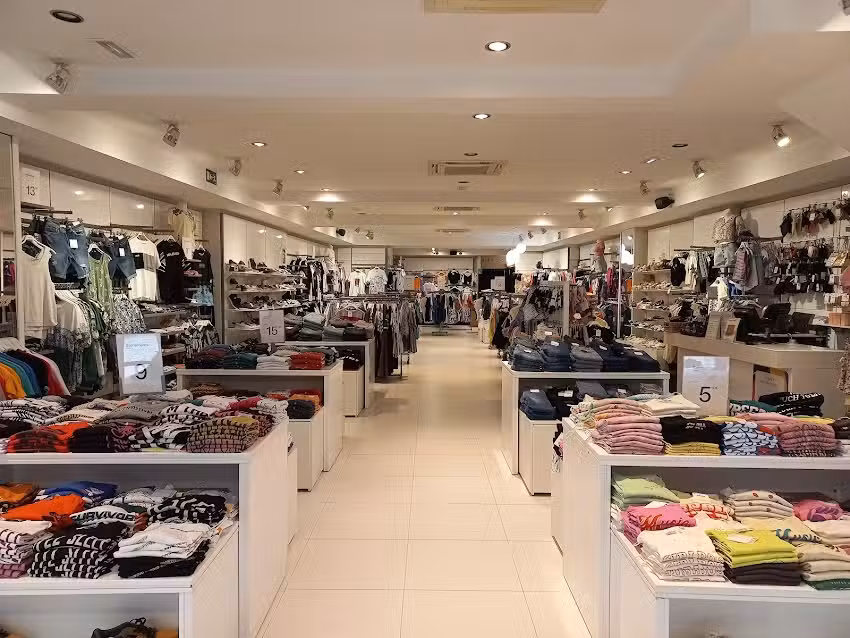 INSIDE &ndash; Tienda de Ropa y Zapatos
