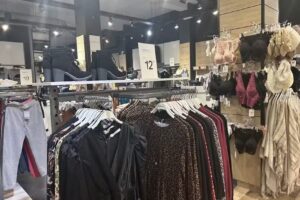 INSIDE &ndash; Tienda de Ropa y Zapatos