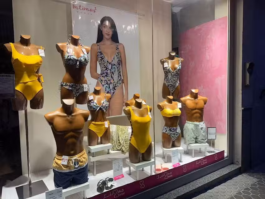 Intimas Woman