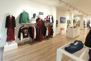 It&rsquo;s Only Lal&iacute;n