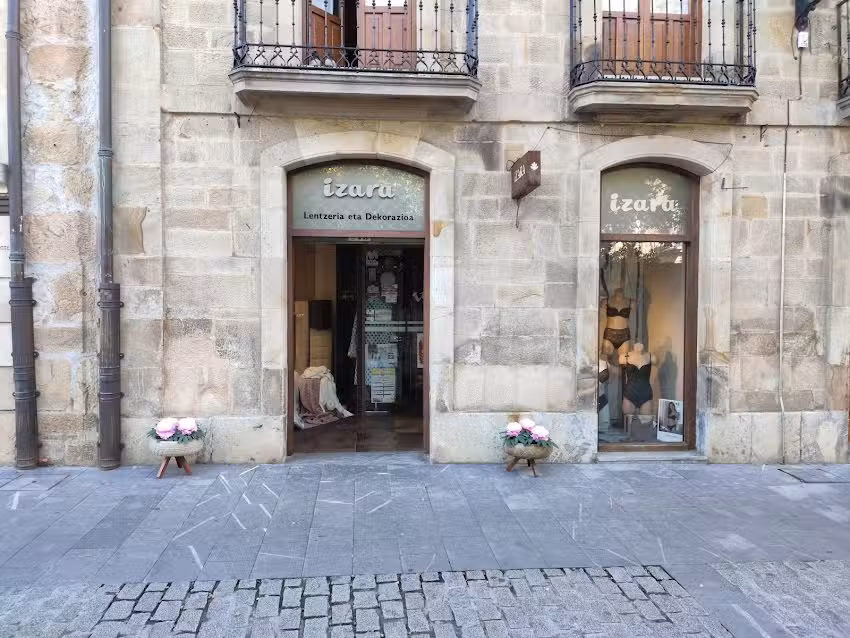 IZARA