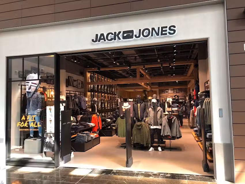 JACK & JONES