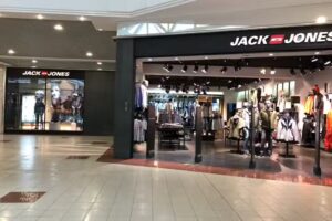 JACK & JONES