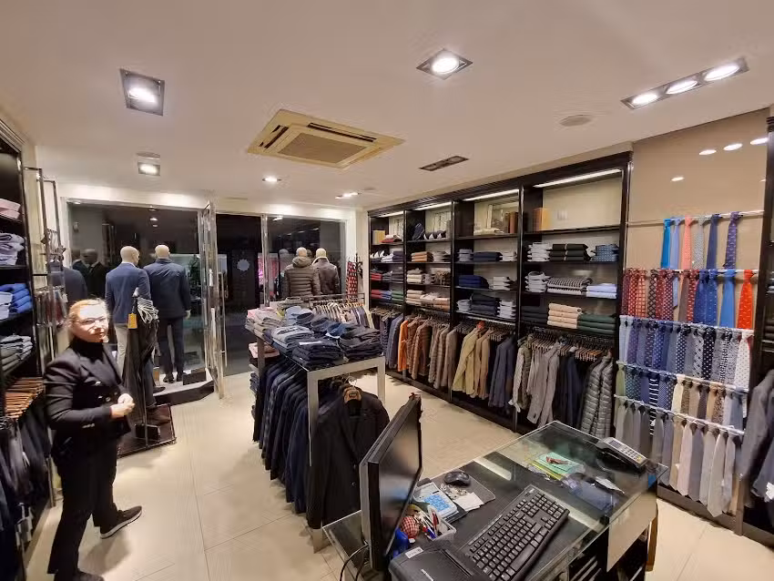 Javier Ca&ntilde;izares | Suits & Sport