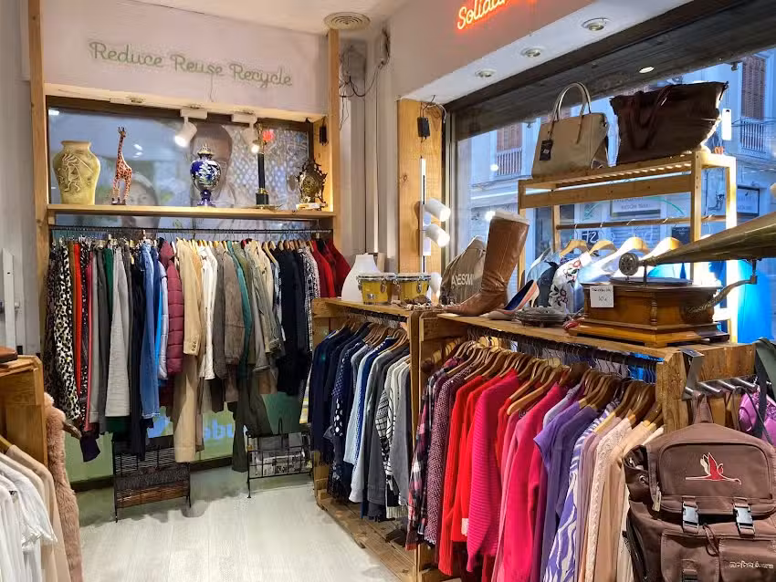 JOAN by Cudeca &ndash; Tiendas de Segunda Mano, Ben&eacute;ficas| M&aacute;laga &ndash; Puerta Nueva