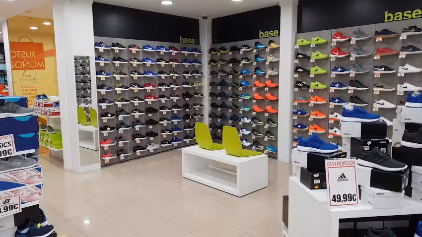 Justo Mu&ntilde;oz | Tienda de ropa