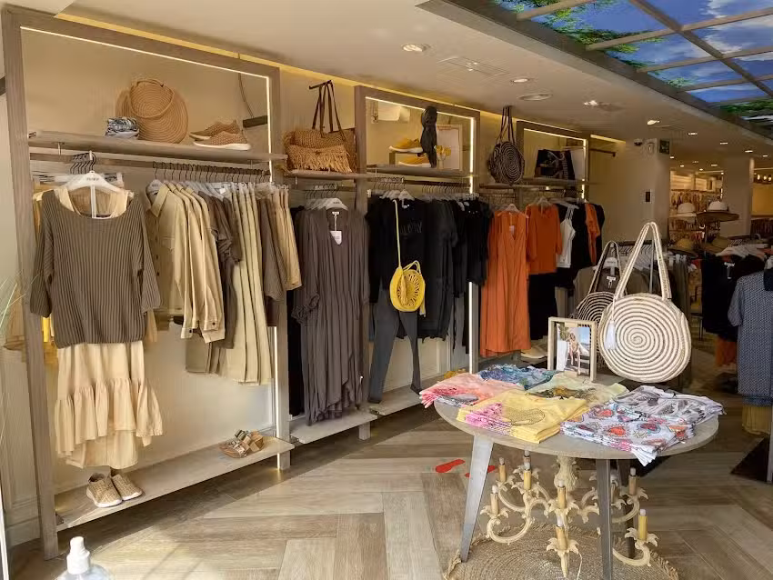 Koala Bay Moraira Almacenes