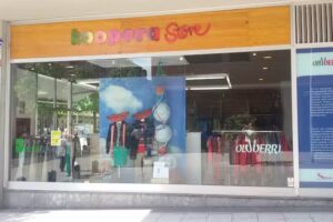 KOOPERA STORE con Moda re- DONOSTI &ndash; Duque de Mandas