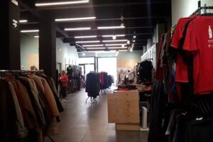 KOOPERA STORE con Moda re- EIBAR