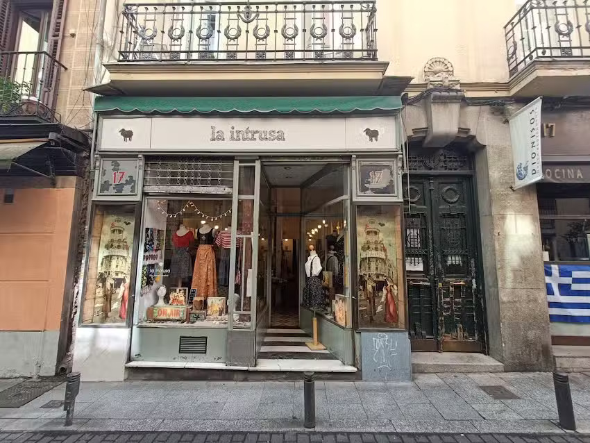 La Intrusa &ndash; Barrio de las Letras