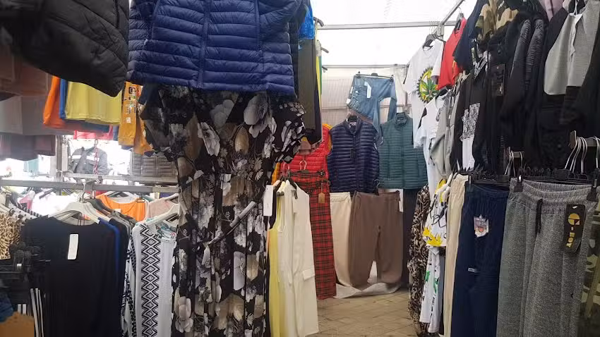 LA SE&Ntilde;ORITA DE MI TIENDA