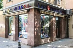 Las 4 Puertas