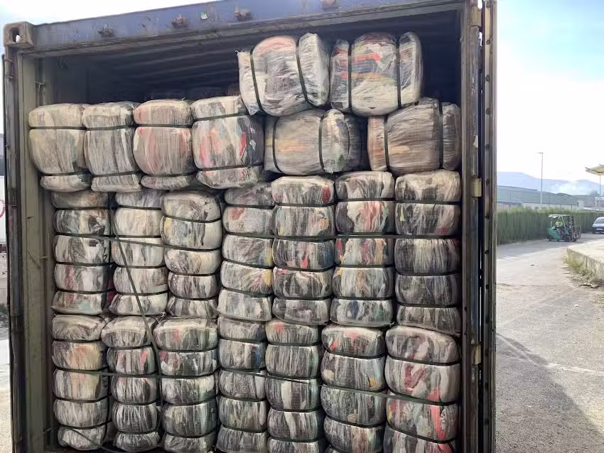 Lazaartex-Ropa Usada al por Mayor