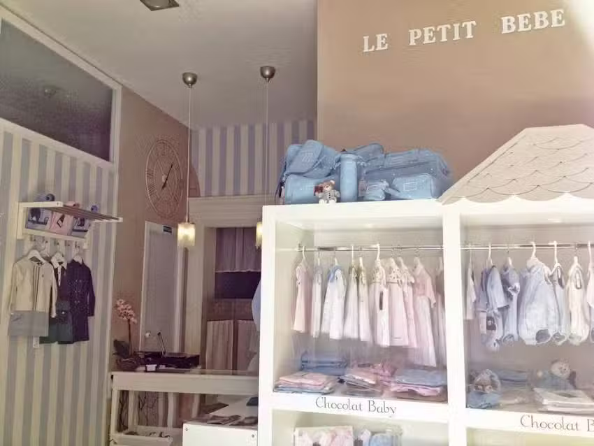 LE PETIT B&Eacute;B&Eacute;