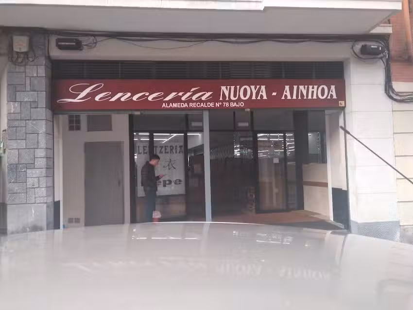Lencer&iacute;a Nuoya-Ainhoa