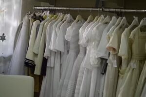 Leonor & Sof&iacute;a (vestidos de primera comuni&oacute;n, trajes de comuni&oacute;n, bautizo, ni&ntilde;os de boda, trajes de arras)