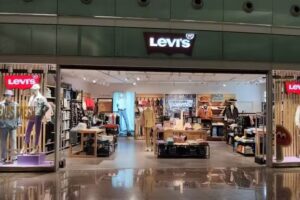 Levi&rsquo;s Barcelona Airport